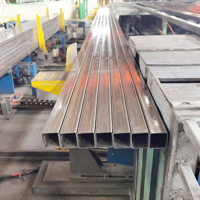 100 mm de diamètre extérieur 15x15 galvanisé 10 mm 200x200 400x400 tube d'acier carré section creuse au Cambodge pour la construction