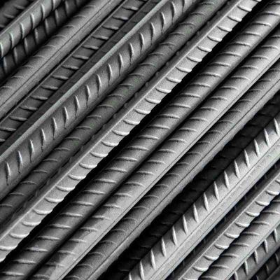 Barres de fer à filetage en acier au carbone de 6 mm, 8 mm, 10 mm, 12 mm, 16 mm et 20 mm pour l'efficacité et le service du soudage