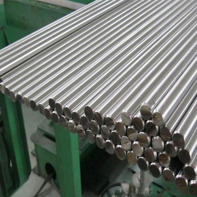 Barres d'acier inoxydable de très haute pureté tirées à froid de la série 300 par tonne de qualité 420J1 laminées à chaud forgé