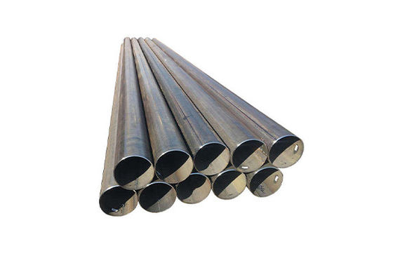 Pipe en acier soudé de 6 mètres en acier au carbone en acier rond en acier au carbone en acier soudé Q235 Q275 Q345 ERW Pipe en fer huilée ou non légèrement huilée