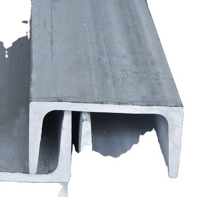Zhongyu propose 3 pouces 2x4 C acier du canal des lèvres à un prix raisonnable pour la section du canal de grade C
