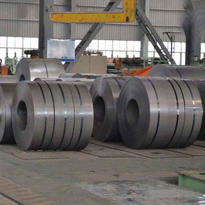 Coil à bande en acier au carbone laminé à chaud ASTM Q235 Q235B Q195 A283 avec tolérance ± 1% et largeur 600-1500 mm