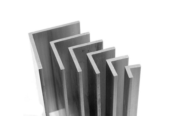 Barre d'angle équilatéral Zhongyu en forme de L 25 mm 60 degrés Barre de pilier en acier perforé en aluminium pour vos projets de construction