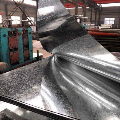 0Largeur de la peau de la plaque d'acier galvanisé Spangle régulier SGCC Dx51d Z40-275g 0,13-2mm Gi/Gl Largeur de l'acier revêtu 0,6m-3m