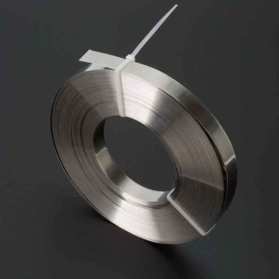 304 201 316 316L bande d'acier inoxydable bobine d'acier pour la décoration 0,1 mm 0,2 mm épaisseur Filminess L1 qualité d'acier