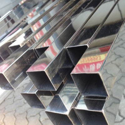 304 316 316L 402 Tuyaux carrés perforés 1x1 Tuyaux en acier inoxydable avec service de perforation Largeur de 1500 mm