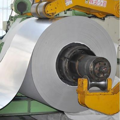 304 BA Coil en acier inoxydable à finition de surface pour AISI ASTM 201 316L 2707 2906 3207 Duplex 1.4529 440a 904 402j2 316ti 0,8 mm
