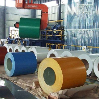 Production personnalisée de bobines d'acier pré-enduites pour revêtement de couleur PE SMP HDP PVDF épaisseur 0,21-0,50 mm