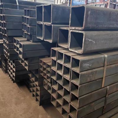 Pipe carrée sans soudure en acier au carbone de 30x30x2 mm avec dimensions personnalisées et tube en fer noir d'épaisseur de 25 mm x 25 mm 1,5 mm