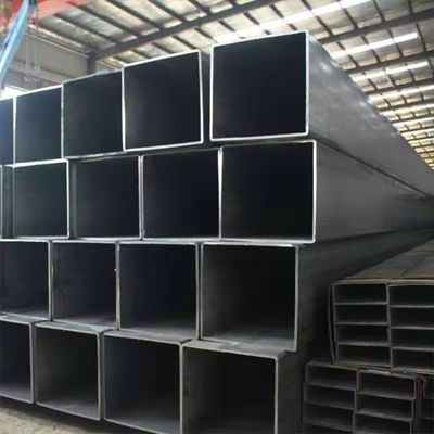 Pipe carrée sans soudure en acier au carbone de 30x30x2 mm avec dimensions personnalisées et tube en fer noir d'épaisseur de 25 mm x 25 mm 1,5 mm