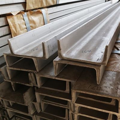 Fabricants de tôles en acier inoxydable perforé perforé à haute résistance pour les constructions de bâtiments Longueur 1-12m