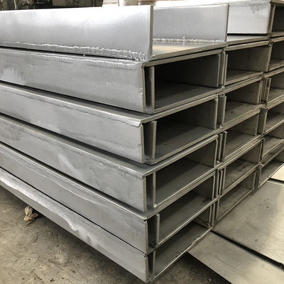 Service de traitement de perforation sur mesure 80 mm 75x40x5 canal en acier laminé à chaud