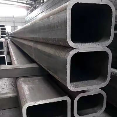 Tubes carrées laminées à chaud AISI 1020 de qualité automobile S355JR avec une surface peinte en fer noir de carbone 20x20 mm en acier inoxydable