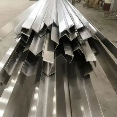 Acier inoxydable 304 Angle 6 mètres 50x50 Standard AiSi ASTM DIN EN GB JIS BS pour les applications résistantes à la corrosion