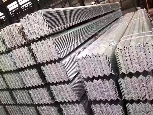Barre d'acier à angle égal de 75x75x8mm à 90 degrés ASTM A36 A53 Q235 Q345 à carbone pour le soutien structurel et la stabilité des machines