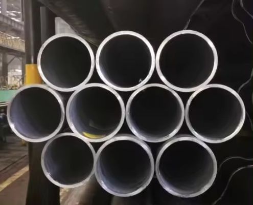 Pipe sans soudure laminée à chaud pour tuyau en alliage à haute pression 13crmo44 four de traitement thermique ms 114mm tuyau d'eau en acier au carbone