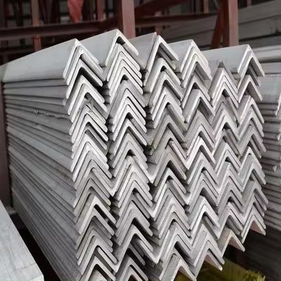 Barre d'angle en acier doux en forme de L non allié ASTM a36 a53 Q235 Q345 acier galvanisé en fer pour systèmes de support de bâtiment