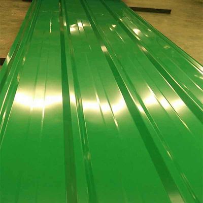 Dureté moyenne 3mx1mx0.4mm Panneau ondulé revêtu de couleur Panneau de fer pour la construction Dureté moyenne standard ASTM