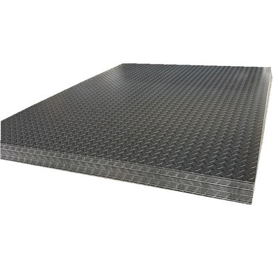 Q235/Q235B/Q345/Q345B/Q195/St37/St42/St37-2/St35.4/St52.4/St35 Plaque perforante en acier au carbone pour la réfrigération par ventilation