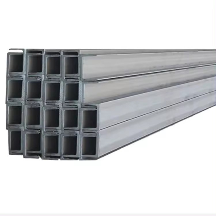 U-Channel Joist pour la construction de bâtiments Longueur 1-12m Épaisseur 4,5-14,5mm Ventes d'acier structurel