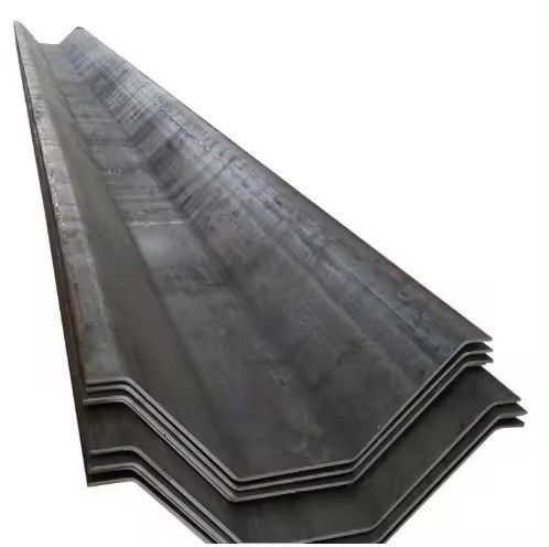 Paroi de retenue d'eau en acier inoxydable de type 3 pour la fabrication de pièces métalliques d'une largeur comprise entre 400 et 750 mm