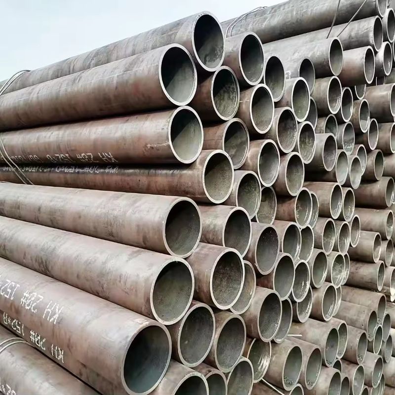 12M Longueur laminée à chaud ASTM 335 p5 56 pouces tuyau de cylindre de gaz en acier au carbone sans soudure pour les applications à haute température